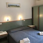 Lukas Vegetarian & Vegan 3* 维亚雷焦