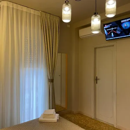 Lukas Vegetarian & Vegan 3* Viareggio