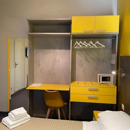 Отель Lukas Vegetarian & Vegan Виареджо