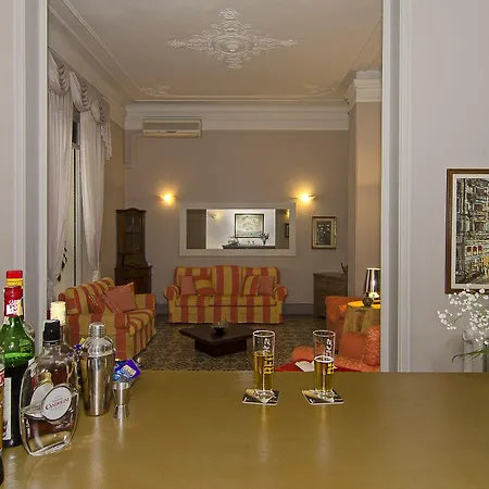 Отель Lukas Vegetarian & Vegan Виареджо