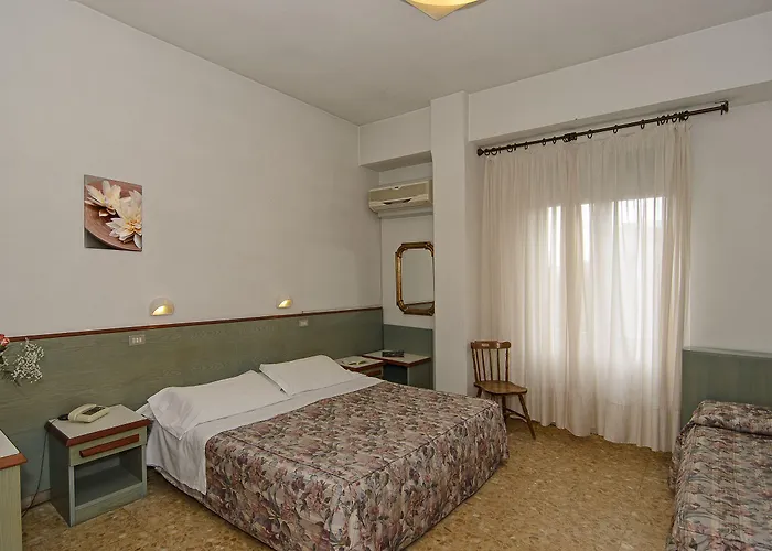 Lukas Vegetarian & Vegan 3* Viareggio