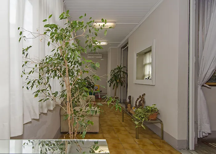 Ξενοδοχείο Lukas Vegetarian & Vegan