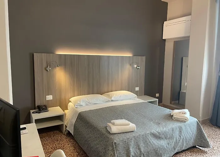 Lukas Vegetarian & Vegan Hotel Viareggio