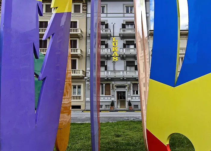 Lukas Vegetarian & Vegan Hotel